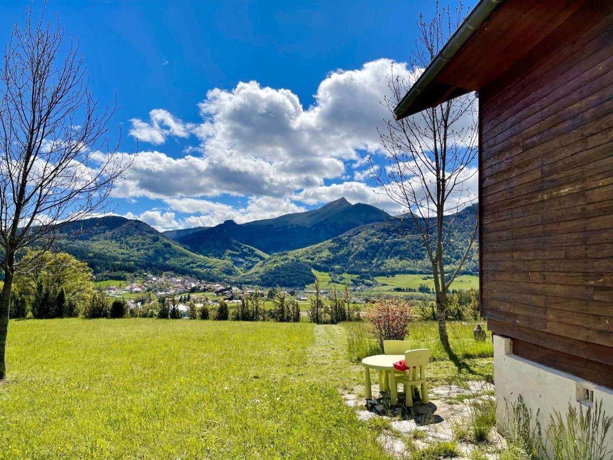 Chalet entier avec vue imprenable sur le village et la montagne Lus-la-Croix-Haute Extérieur photo