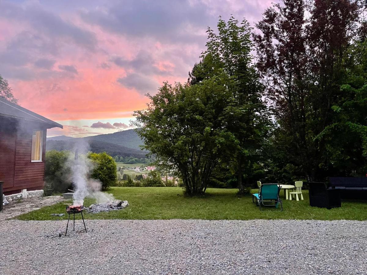 Chalet entier avec vue imprenable sur le village et la montagne Lus-la-Croix-Haute Extérieur photo