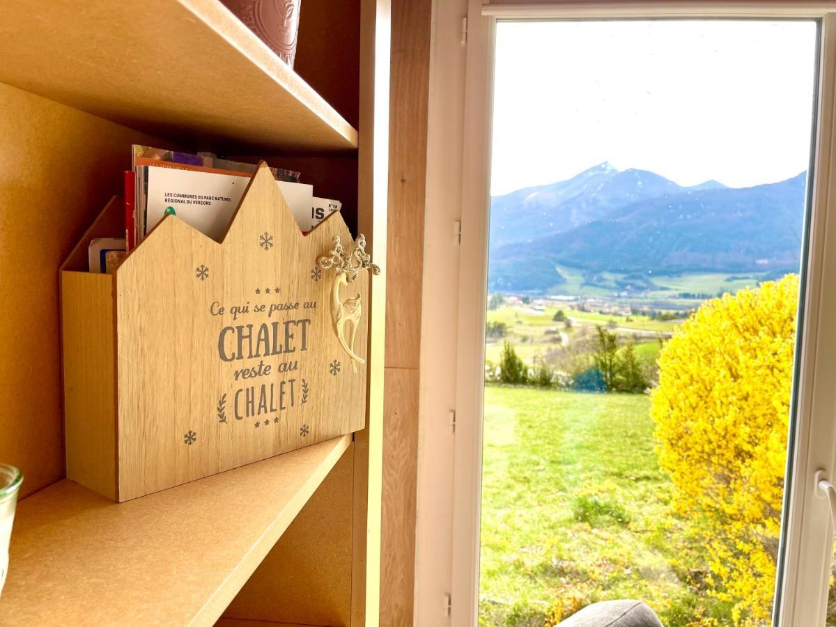 Chalet entier avec vue imprenable sur le village et la montagne Lus-la-Croix-Haute Extérieur photo